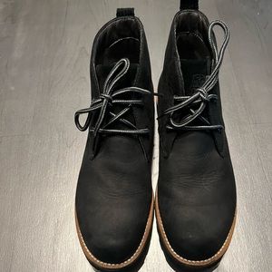 Black leather boots - Size 9.5
